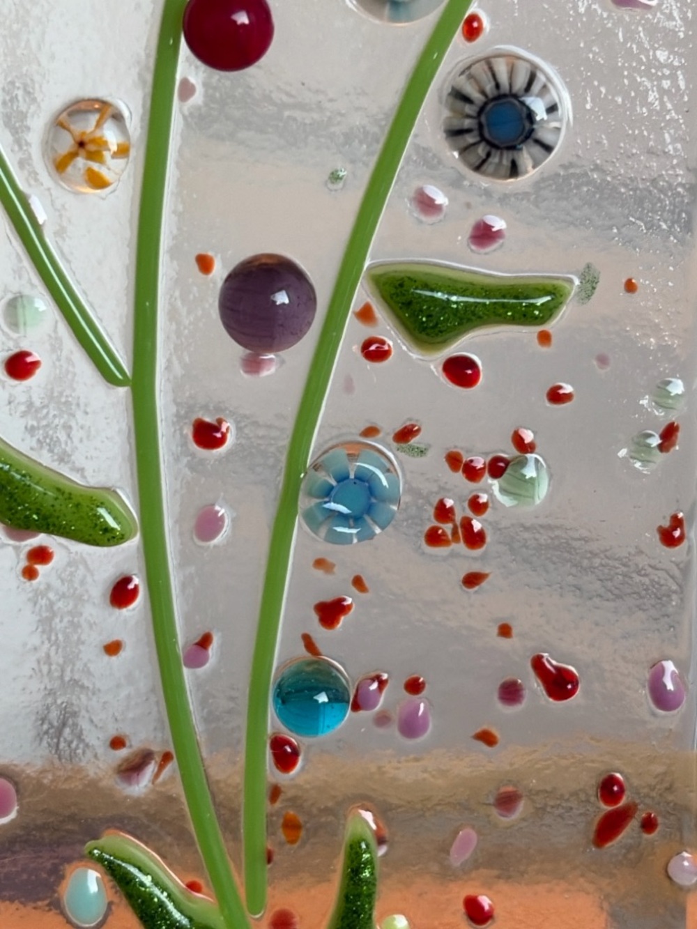 Artisan Fused Art Glass Floral Panel Pink Flower Garden Sculpture w/ Wood Stand - Picture 3 of 4